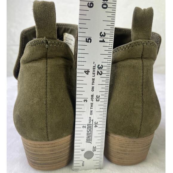 American Eagle Faux Suede Western Army Green Ankle Bootie Comfy 1.5" Heel Size 7 - Picture 8 of 10